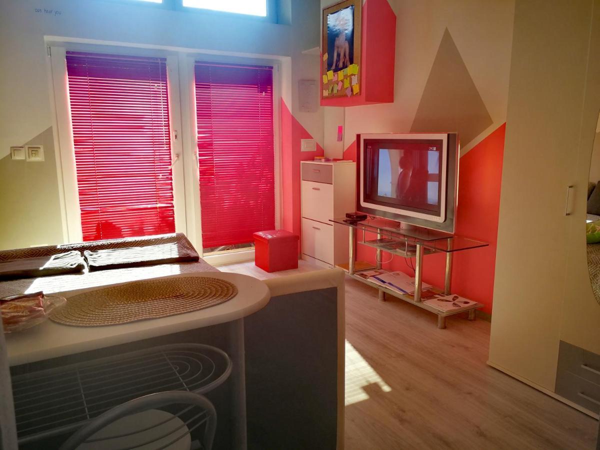 Apartments Anita ツリクヴェニツァ エクステリア 写真